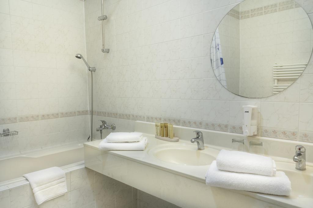 Hotel Ostende Karlsbad Buitenkant foto