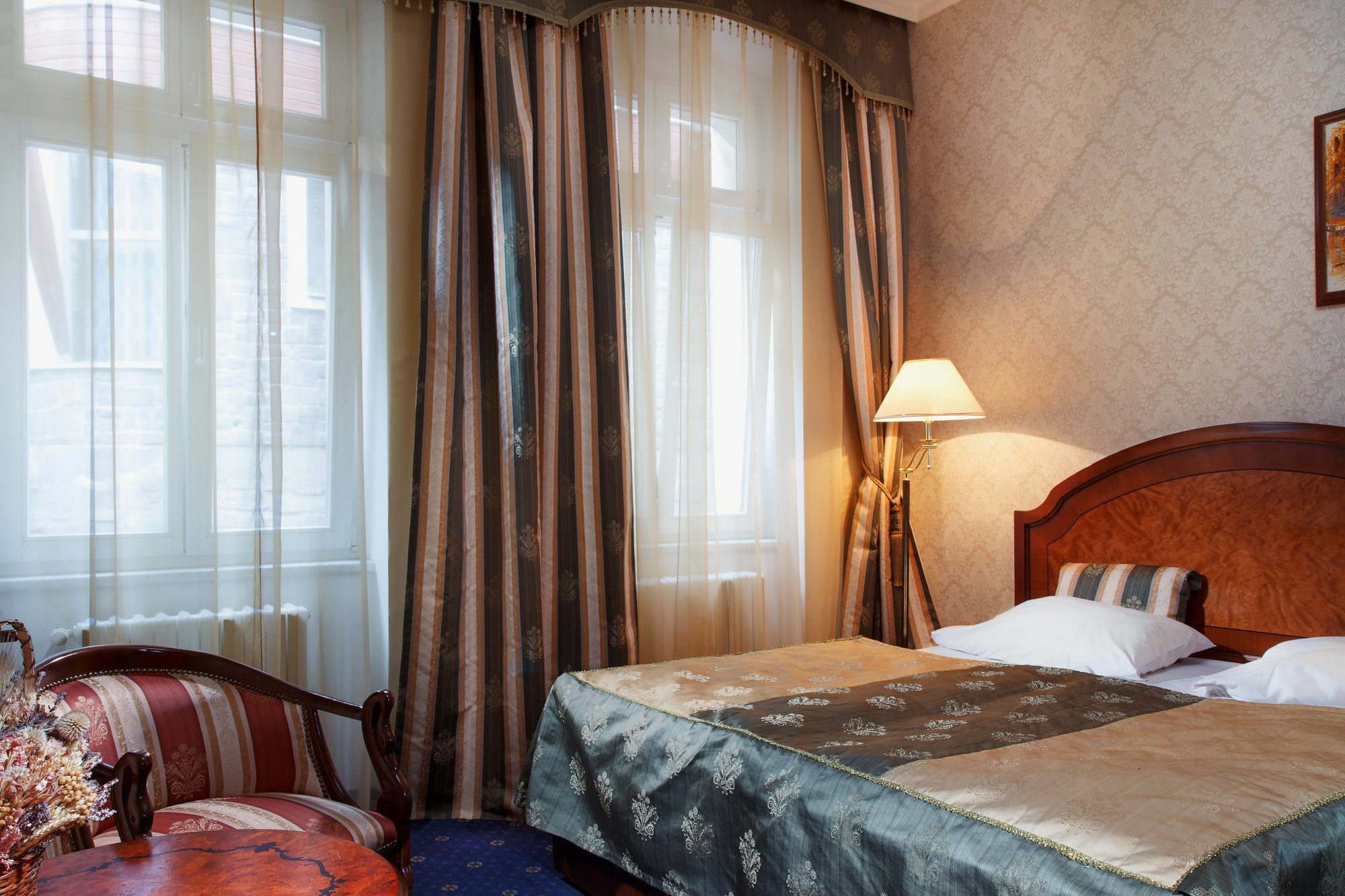 Hotel Ostende Karlsbad Buitenkant foto